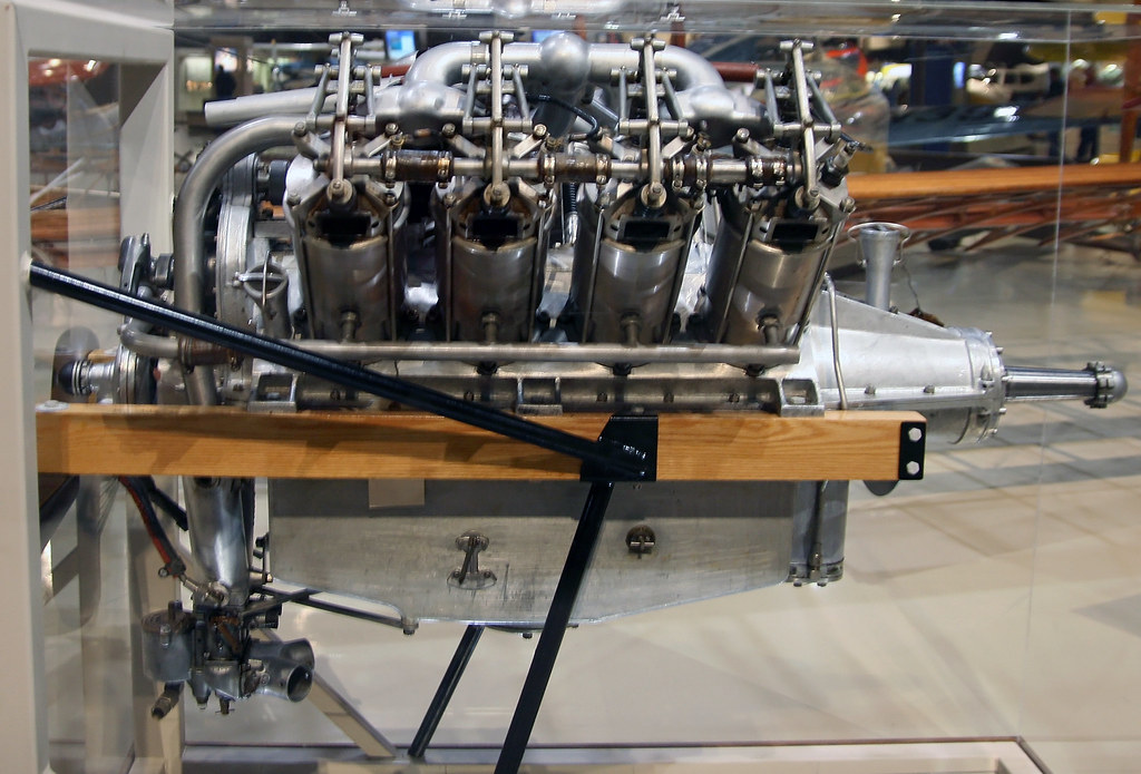 Curtiss OX-5 (1918) - a photo on Flickriver