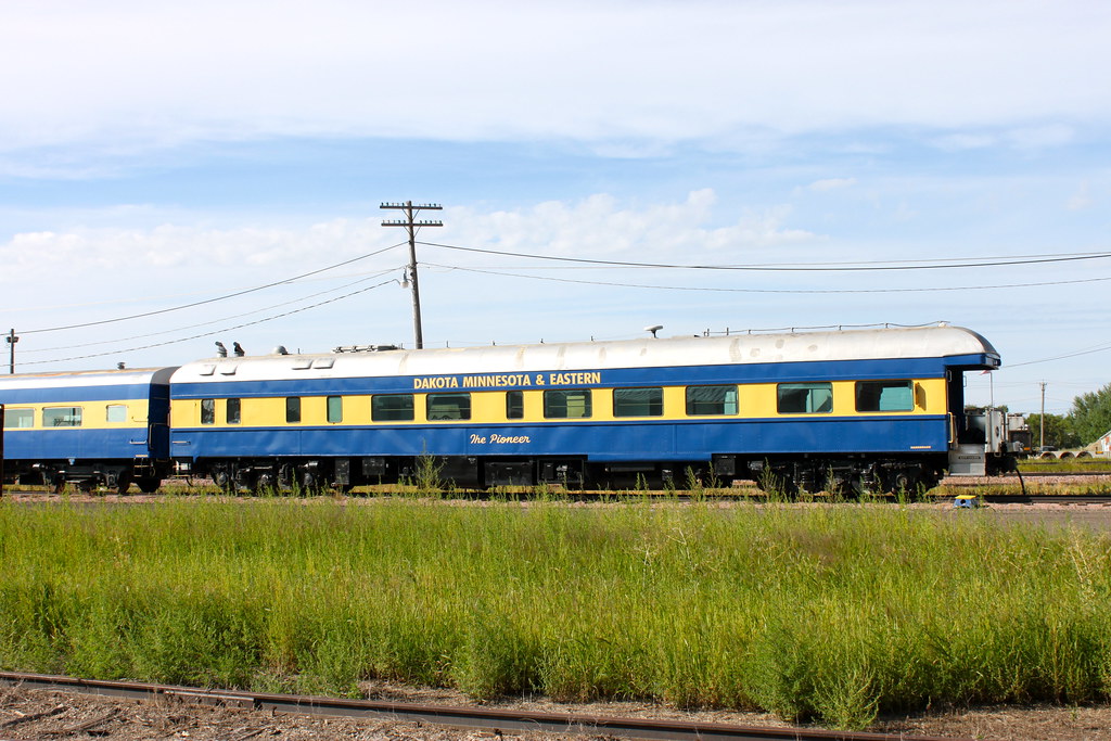 DM&E Business cars at Huron, SD DM&E Office car The Pionee… Flickr