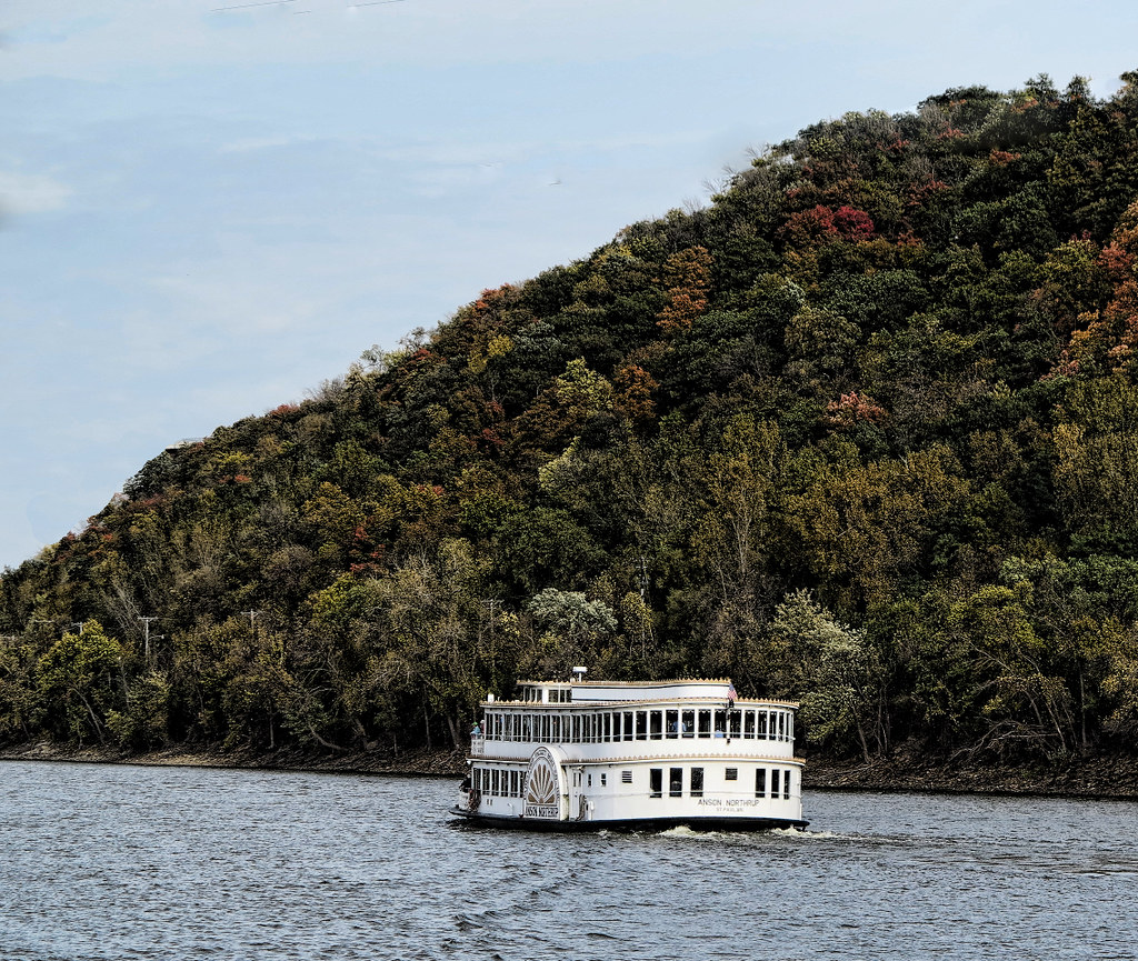 Anson Northrup A tour paddle boat. Flickr