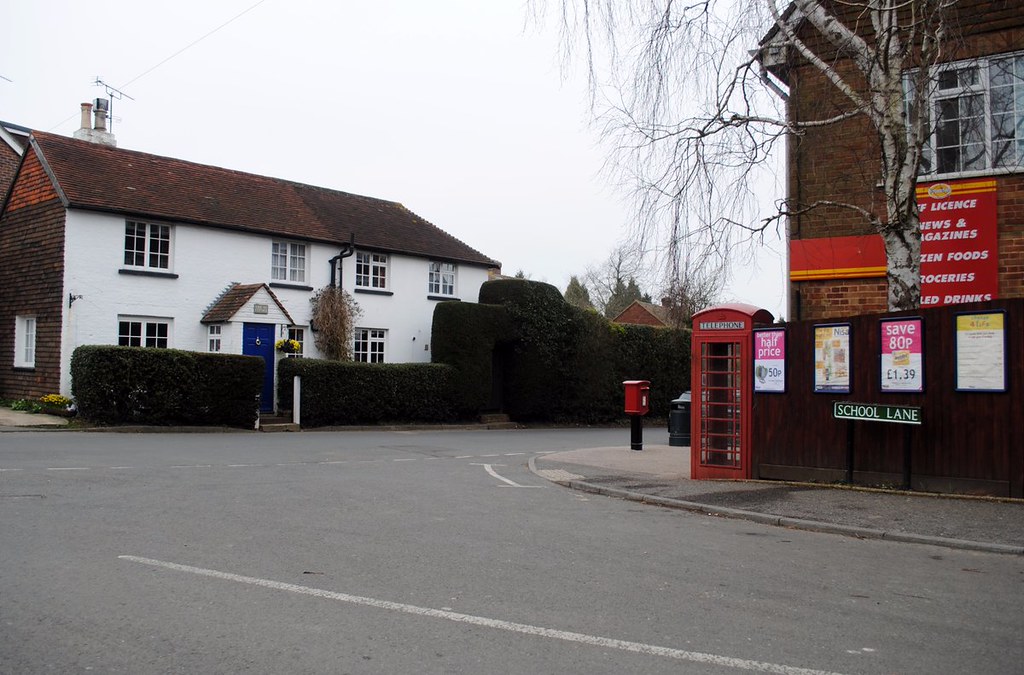 30A Maypole Rd, Ashurstwood, East Grinstead RH19 3QY, UK(1… Flickr