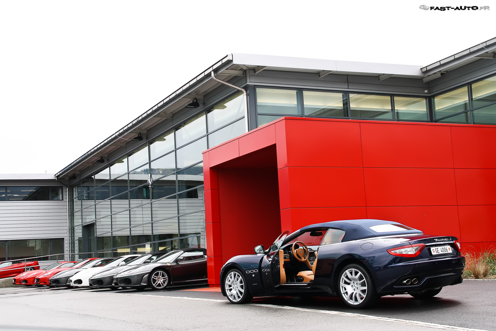 Ferrari/Maserati Dealership Plus de photos sur FastAuto .… Flickr