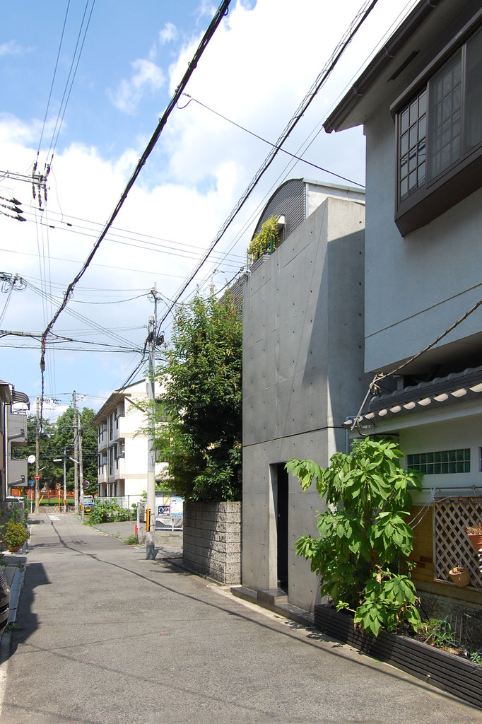 Row House in Sumiyoshi / Tadao Ando [住吉の長屋/安藤忠雄] Row House… Flickr