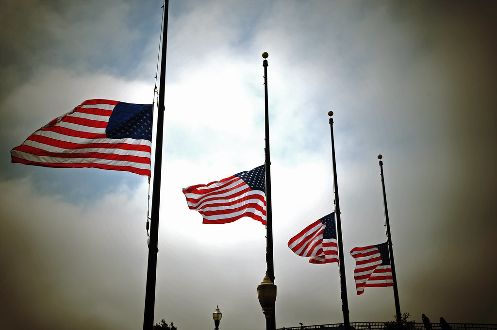 9/11, flag at a half mast, San Francisco 2011,Sep.11 ten y… Flickr