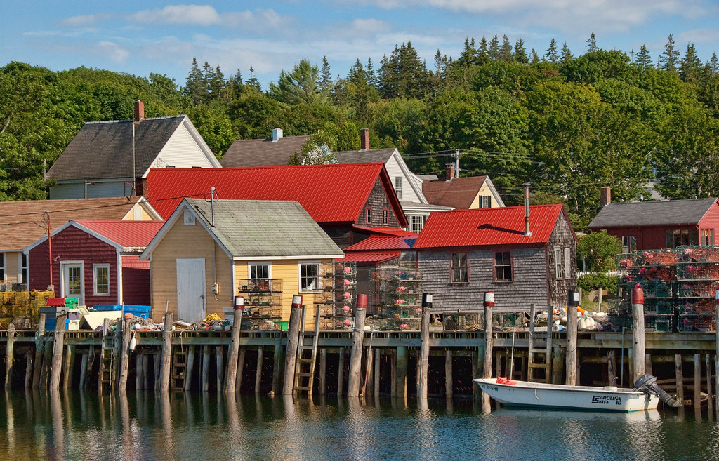 Vinalhaven_DSC0118 Dock at Carver's Harbor, Vinalhaven, ME… Flickr