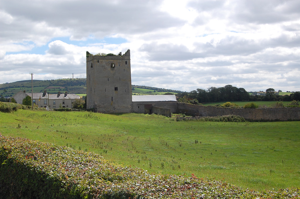 Glashare Castle Glashare Castle (16th cent.), Co. Kilkenny… Flickr