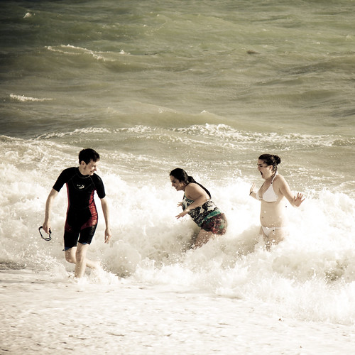 Come on in, the waters lovely (260/365) My home town of Br… Flickr