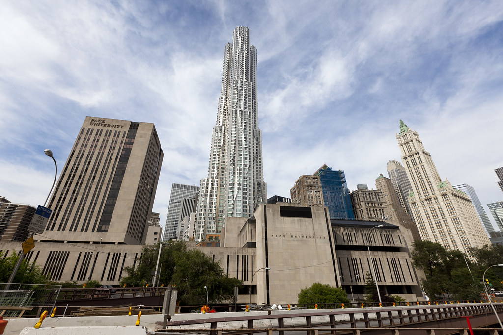 8 Spruce Street, Gehry's new tower Dan Nguyen Flickr