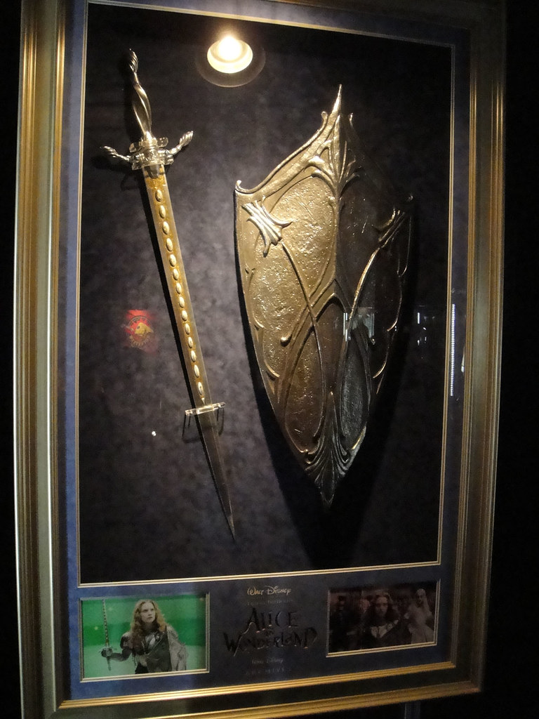 D23 Expo 2011 Alice in Wonderland props (sword and shield) a photo