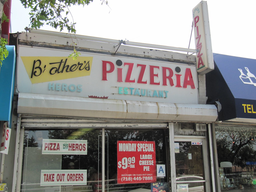 brothers pizza (12) Jeff Flickr