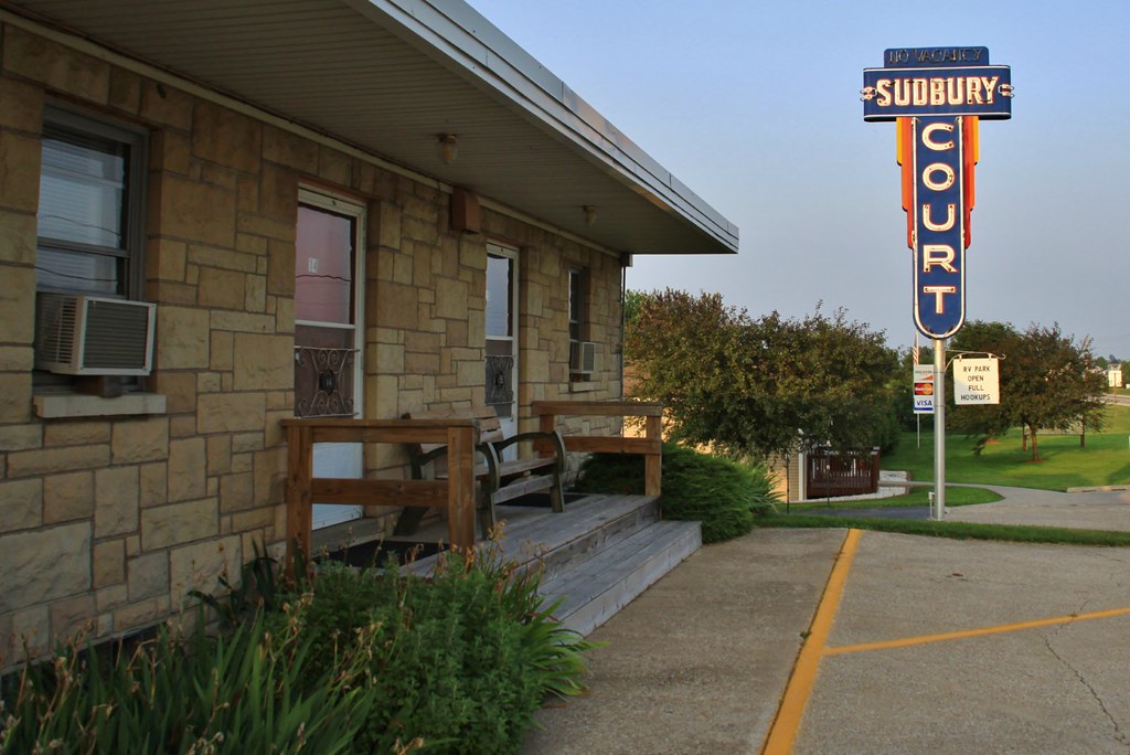 Sudbury Court (2 of 3) US Highway 6 Marengo, Iowa Old post… Flickr