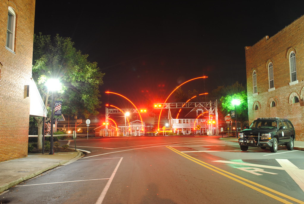 CSX X09120 streaks through McCormick, SC 8//21/11 Flickr