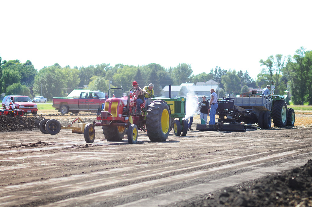 Tractor Pull Rosholt, SD Threshermen Flickr