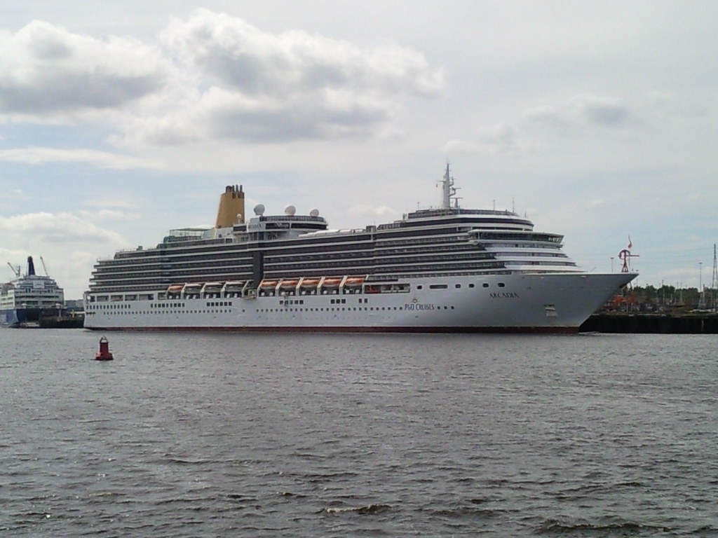 Arcadia P & o cruise ship arcadia Paul Clough Flickr