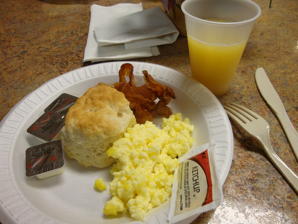 Holiday Inn Express Breakfast Buffet Scrambled Eggs, Bacon… Flickr