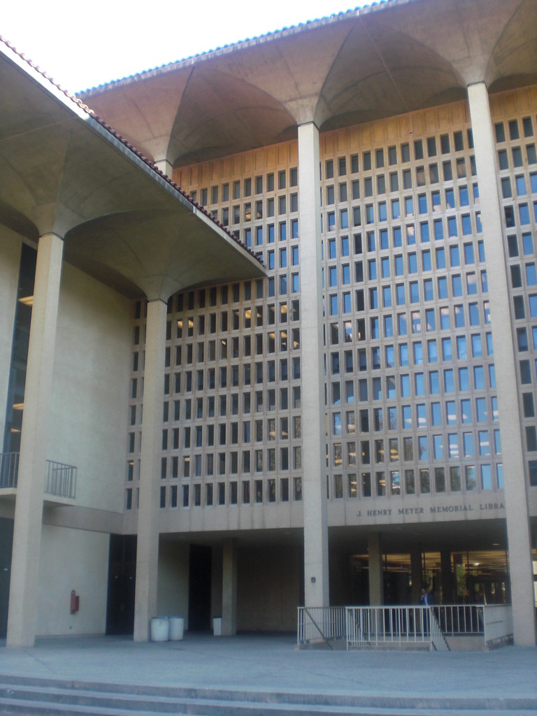 0190 Stanford University campus, Meyer Library. Tim