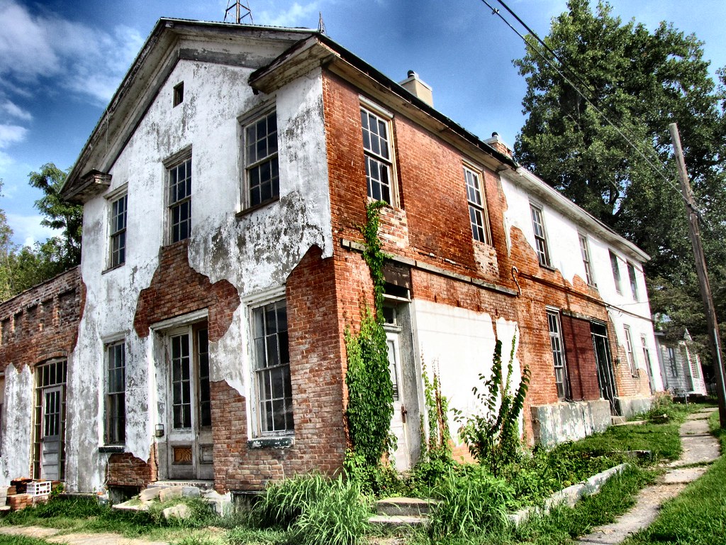 golconda real estate Crumbling sgtructure in Golconda IL. cambiodia Flickr