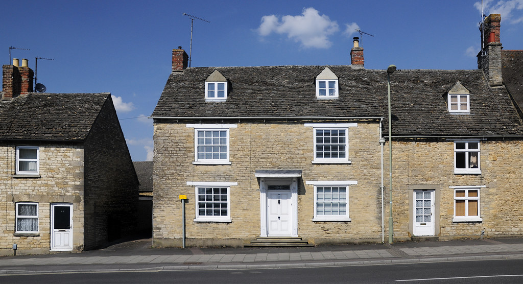 UK Oxon Witney Corn St House panorama To use a bit o… Flickr