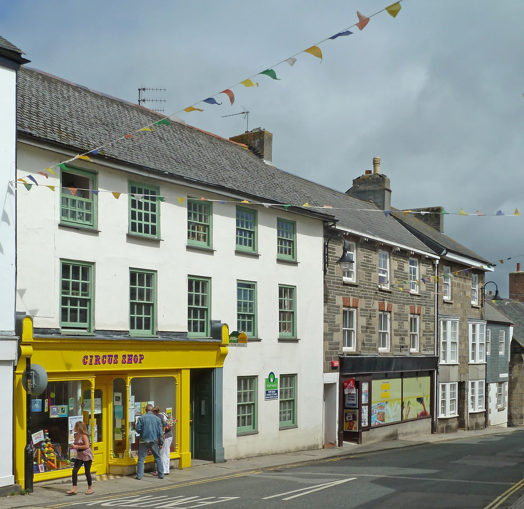 Lower Market Street, Penryn including the Circus Shop at N… Flickr