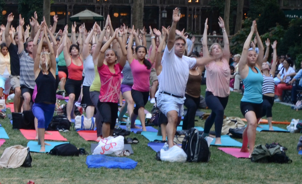 Bryant Park Bryant Park NYC Bryant Park New York City Yoga… Flickr