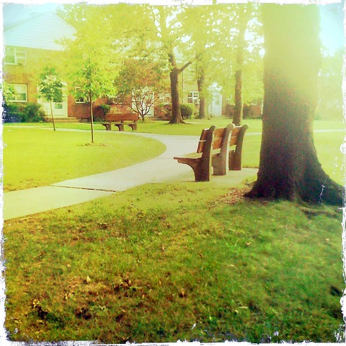 Bell Park Gardens, Oakland Gardens Bonnie Natko Flickr