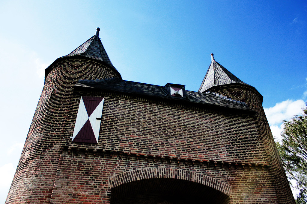 Xanten Das Klever Tor In Xanten steht das Klever Tor dir… Flickr