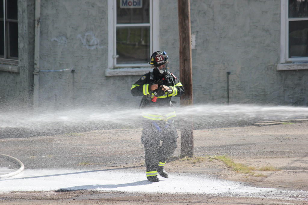 Car Fire 8/23/2011 South Fallsburg Fire Department is on… Flickr
