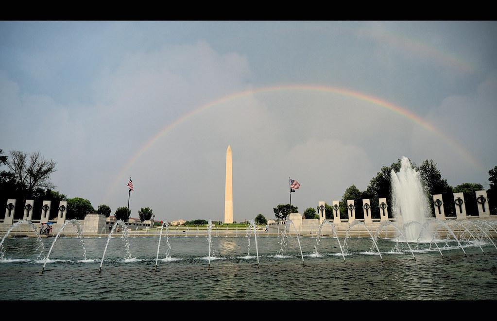 dc rainbow Washington Memorial as shot from behind the Wor… Flickr
