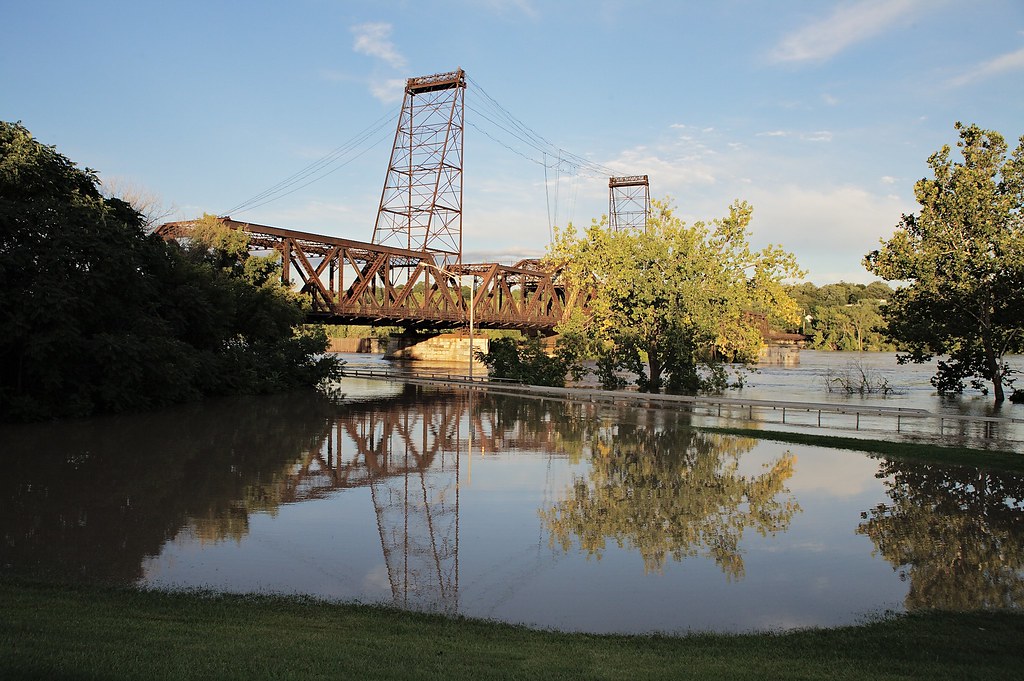 Lexington Avenue Bridge, Albany NY Hudson River overflow i… Flickr