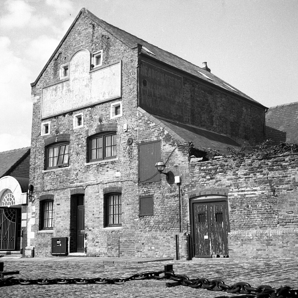 Kings Lynn Old harbour or wharf buildings at Kings Lynn, N… Flickr
