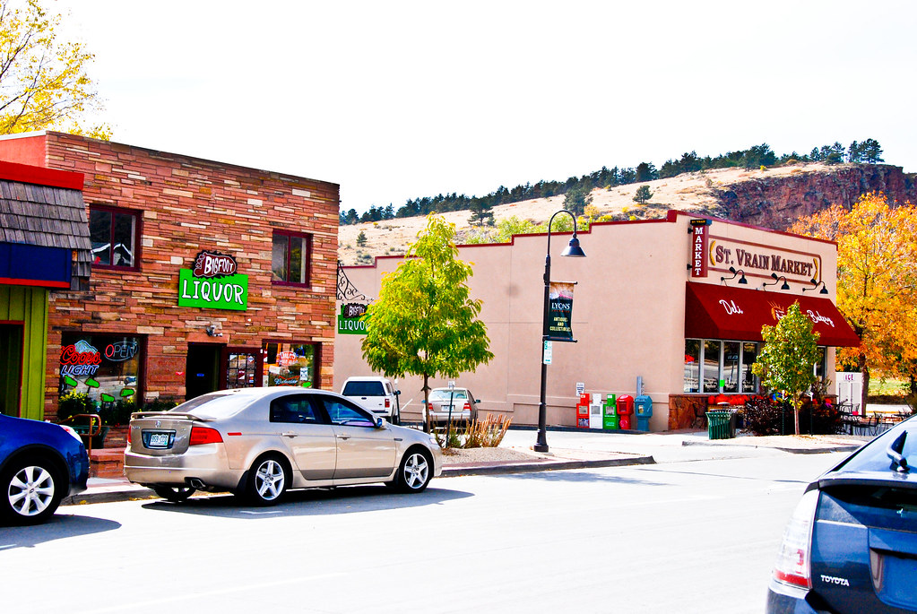 Commercial Aspects of Lyons, Colorado USA 10/22/2011 G… Flickr