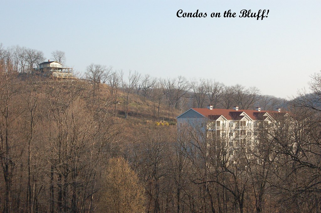Bluff Living Newer condominiums moving forward into the fu… Flickr