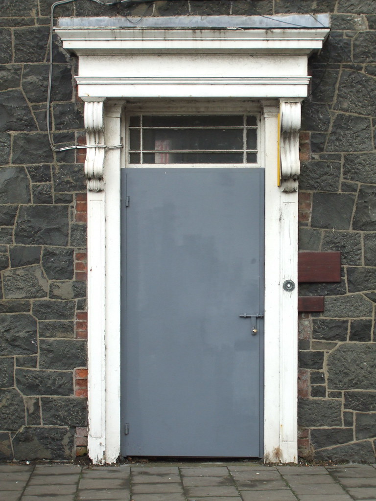 P14 1 Bridge Street, Bushmills 261009 Ulster Architectural