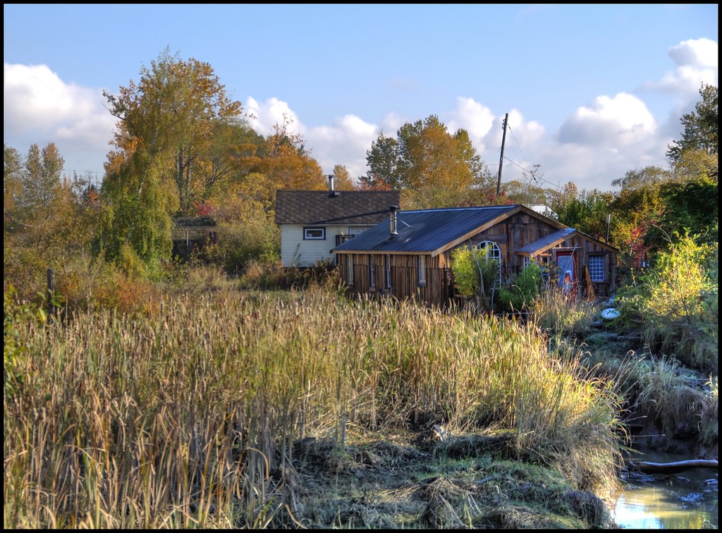 Finn Slough Homes, HDR More looks of livedin homes in the… Flickr