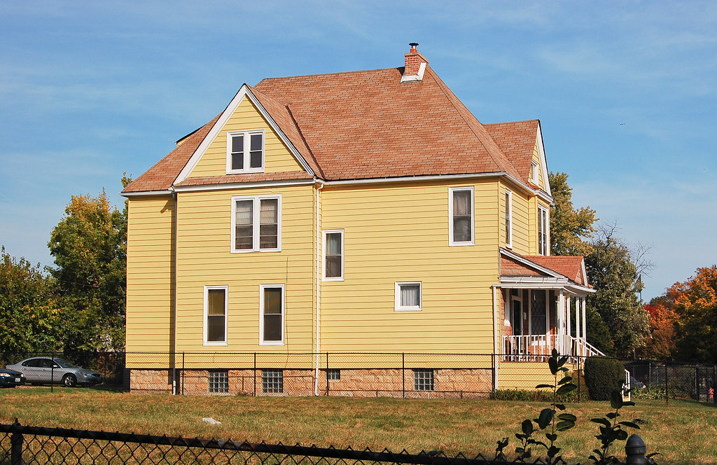 524 W. Winneconna Parkway 1889 Eric Allix Rogers Flickr