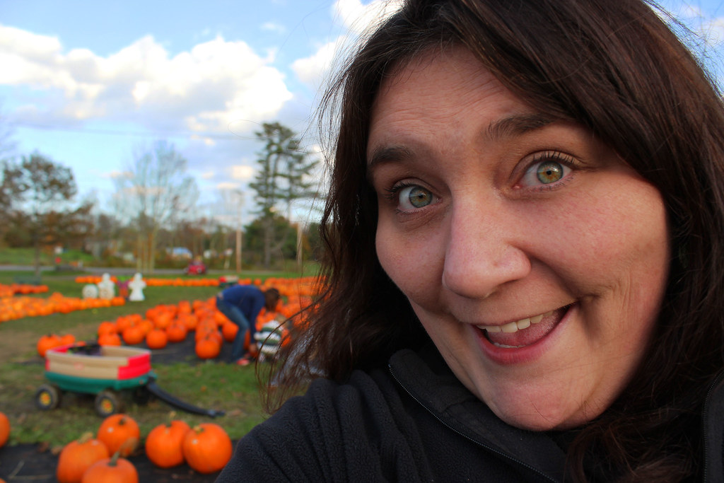 10.15.11 day 280 pumpkin picking with caitlin & ashby at… Flickr