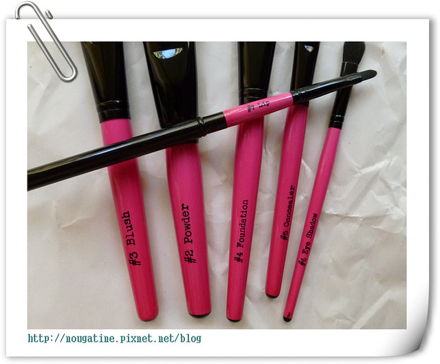 tj maxx unlisted name brand hot pink makeup brushes 5 Flickr