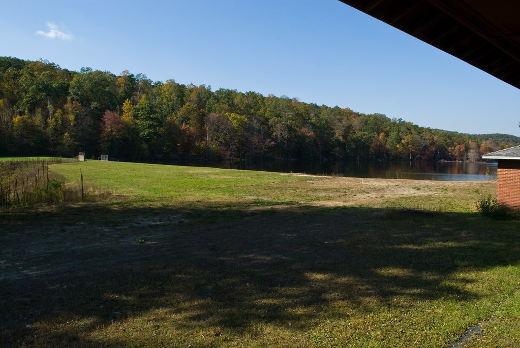 Lake Mark West Stafford, CT. A shot of the lake and the … Flickr