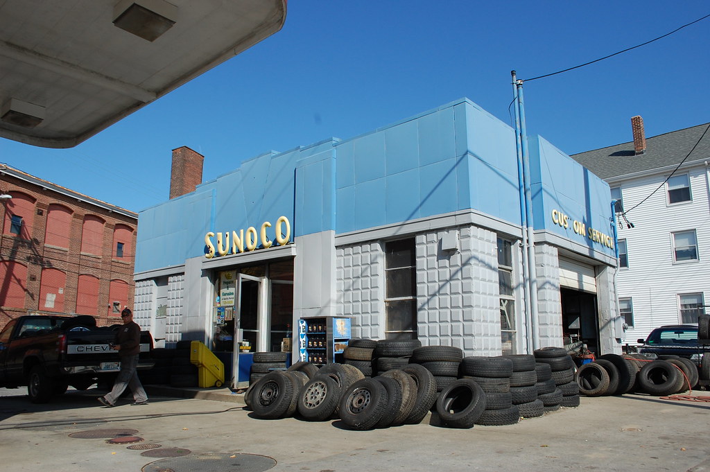 DSC_7456 Antique Sunoco Gas Station, Pawtucket RI Pixel Flickr
