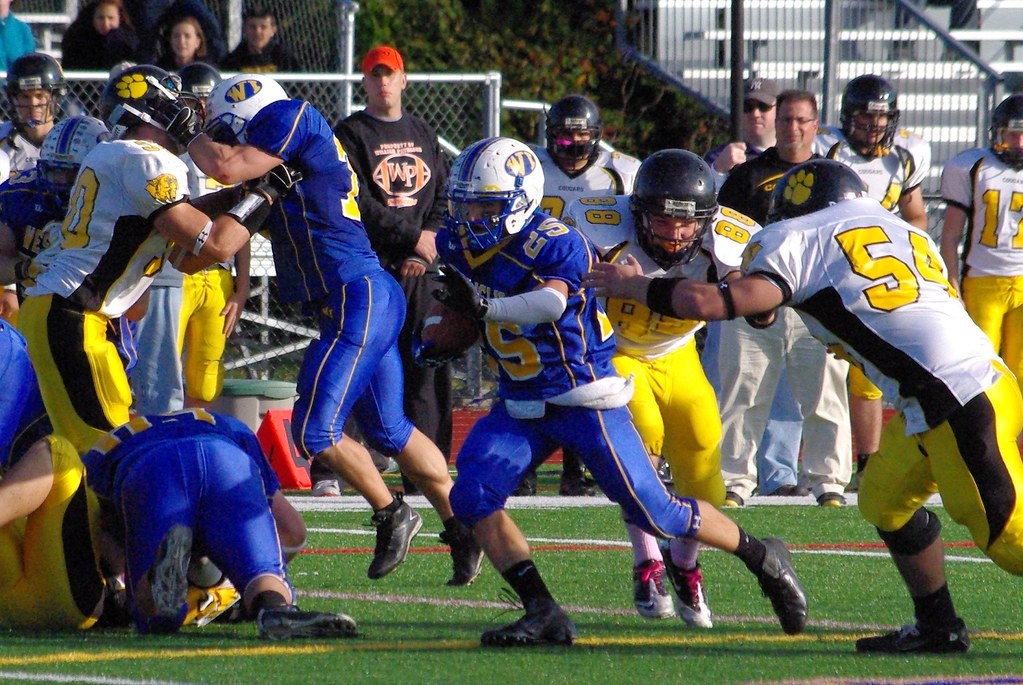 West Islip High School Football West Islip's Chris Belyski… Flickr