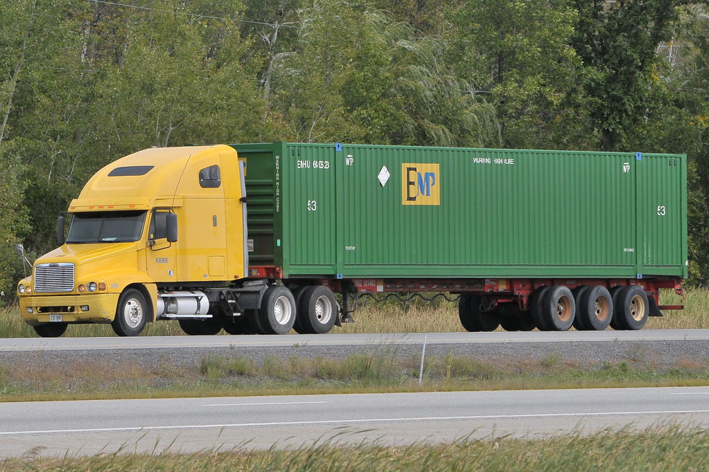 Edge 103 Freightliner truck, EMHU 640623 53 foot shipping … Flickr