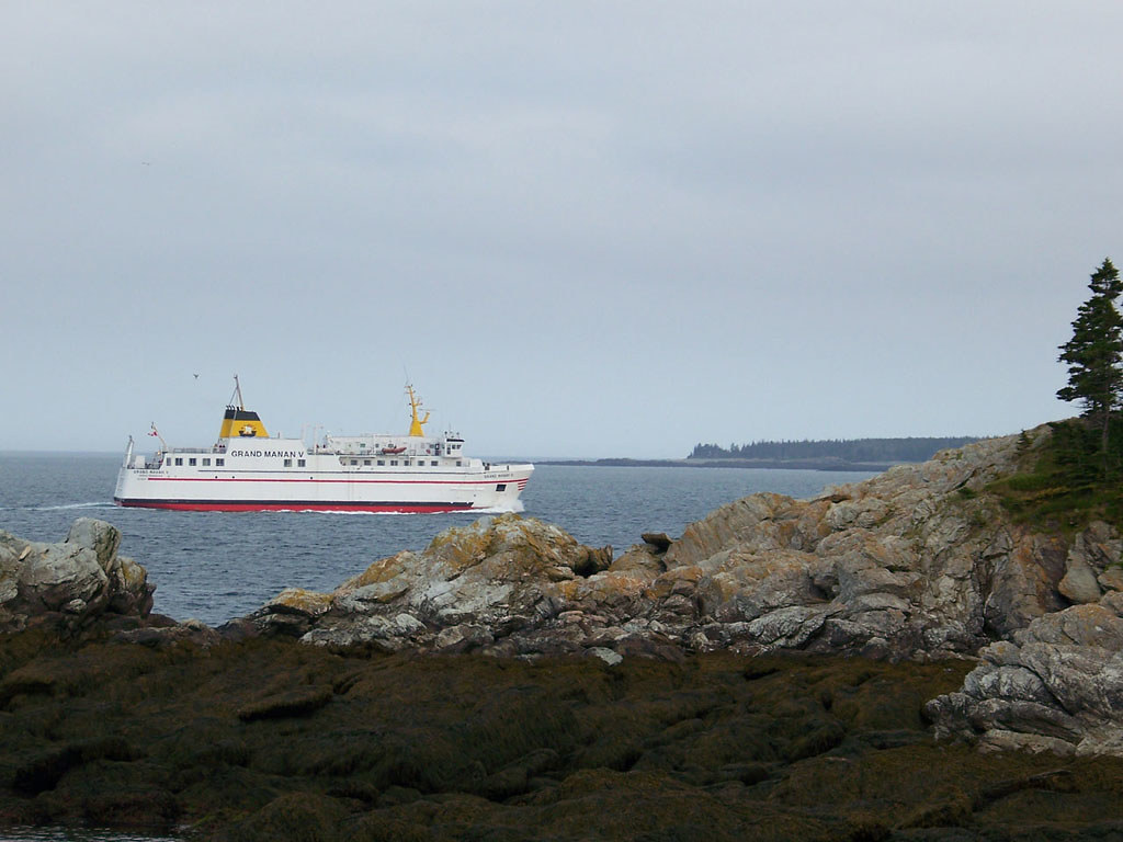 Ferry The Grand Manan V Ferry arriving on the island. Take… Flickr