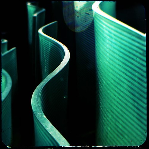 Wavy glass TtV365.298 San Francisco Photo stroll Embarcade… Flickr