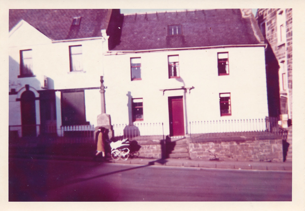 Kilwinning Main Street For more information on the Yesterd… Flickr