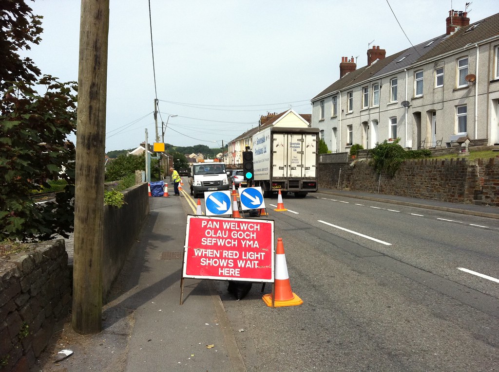 Colby Road, Pembrey, Burry Port 2 Way Lights Amberon TM Flickr
