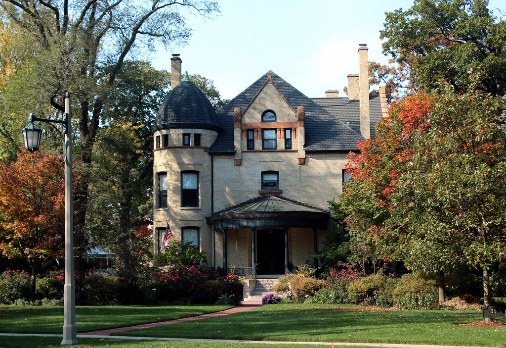 Historic Fort Sheridan Home A private residence located at… Flickr
