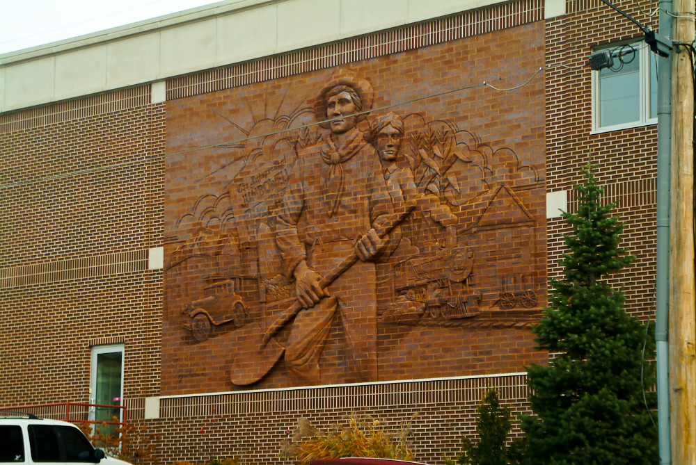 Mural Historical Museum in Belle Plaine, IA. Ray Kasal Flickr