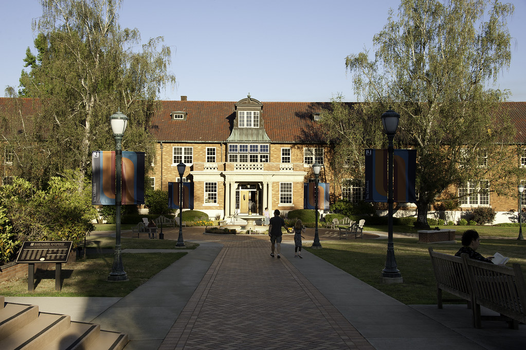 Exterior Shots Fall 2011 Marylhurst University, Exterior… Flickr