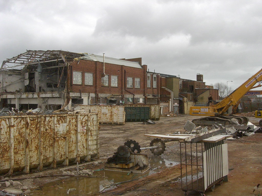 WILKINS THE BAKERS. MALMESBURY PARK RD / HENVILLE RD. BOUR… Flickr