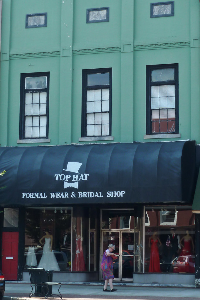Top Hat Top Hat Formal Wear & Bridal Shop located on Broad… Flickr