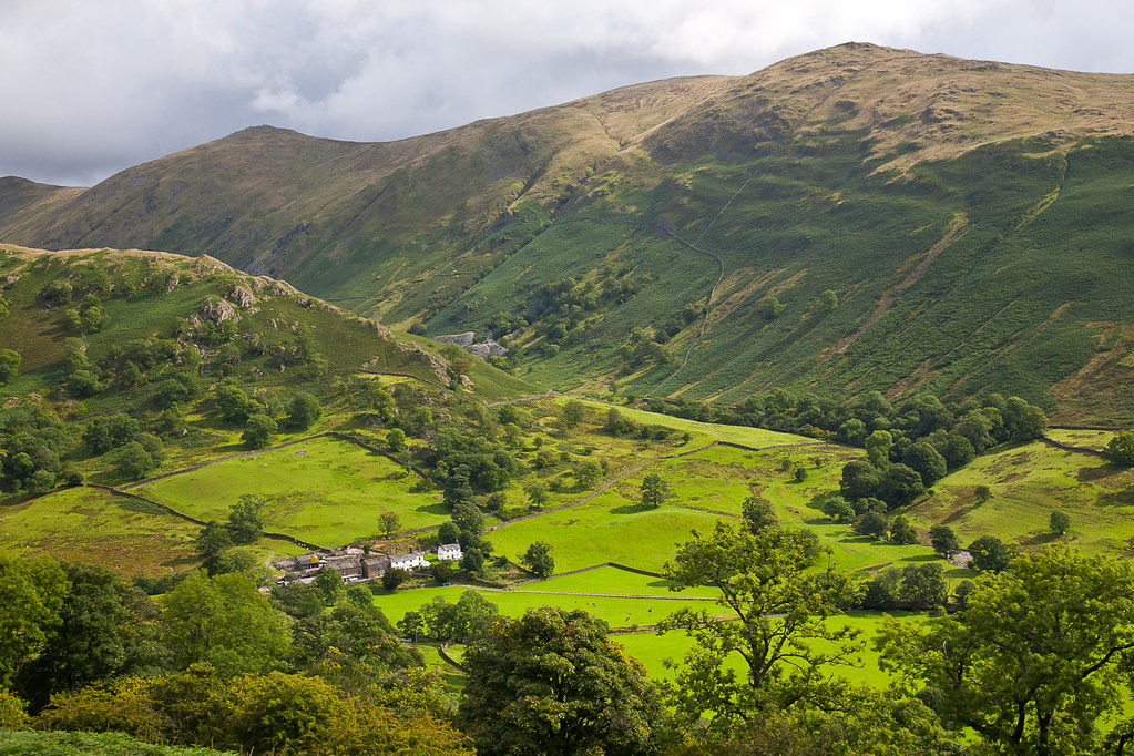 Troutbeck valley Impressive landscape on the way to Kirkst… kayugee